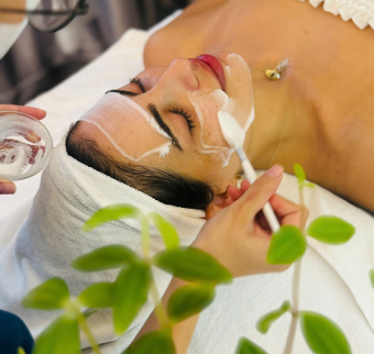 Hướng Dẫn Điều Trị Da Đ&uacute;ng C&aacute;ch v&agrave; Giải Quyết C&aacute;c Vấn Đề Da Tại Woo Korea Beauty & Spa