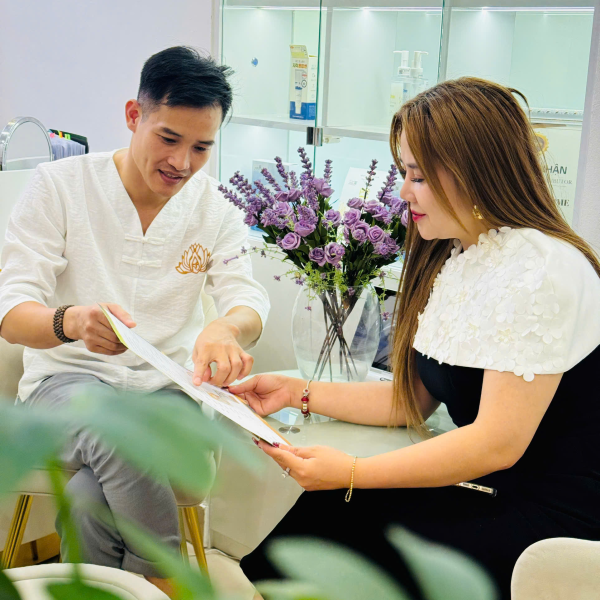 Tư vấn kh&aacute;ch h&agrave;ng